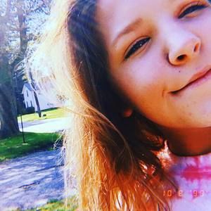 Meet your Posher, Abigail